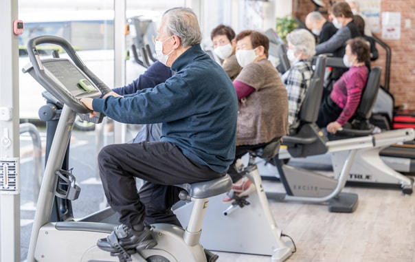 豊富な運動器具・選りすぐりのトレーニングマシン